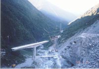 OtiraValley�Ɍ��ݒ��̐V��